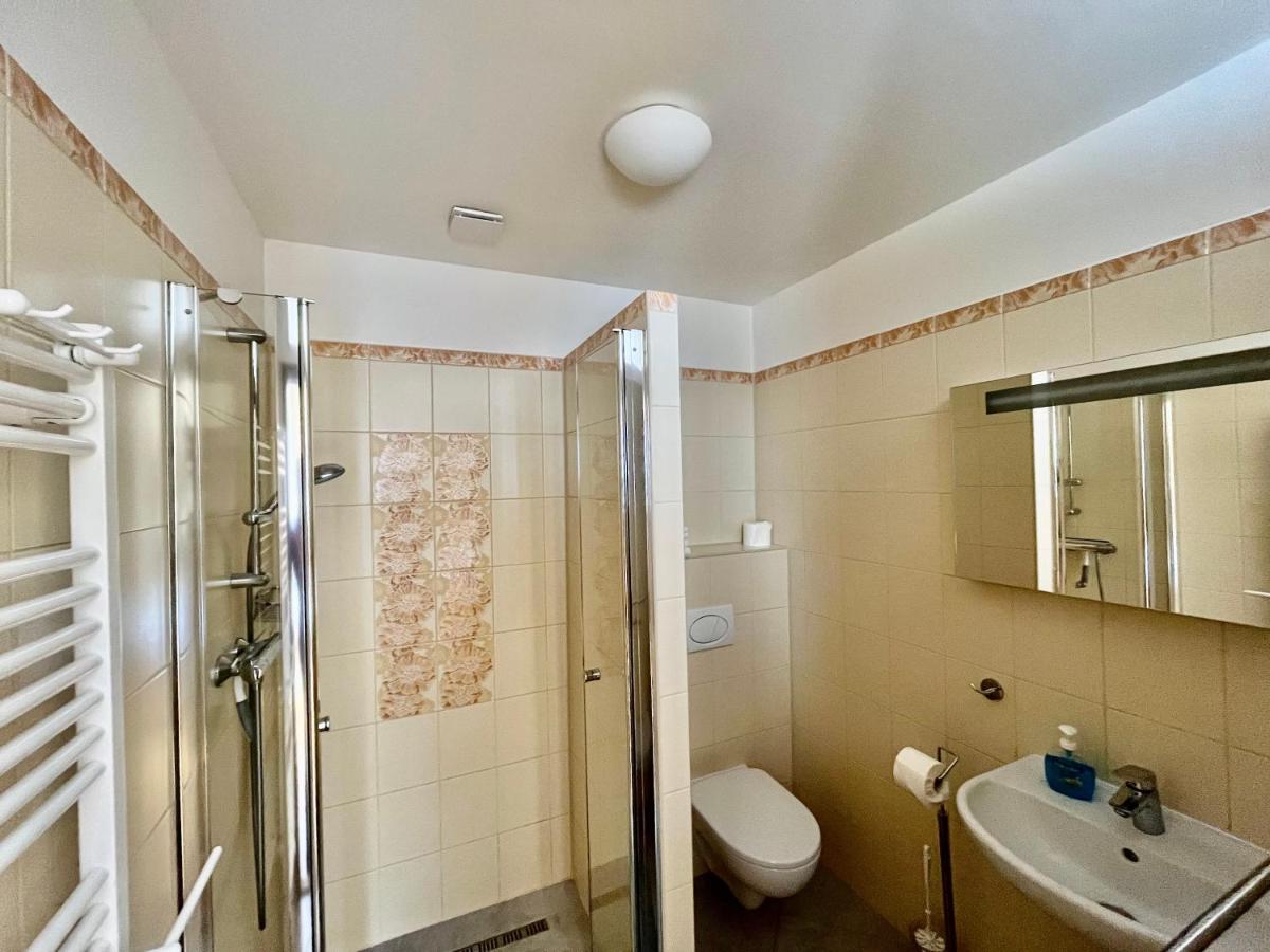 Privat U Eriky Hotel สตารา เลชนา ภายนอก รูปภาพ